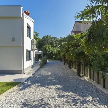 Mit Privatpool Fuer 9 Personen Ca 248 Qm In Porec, Istrien Istrische Riviera Holiday home *